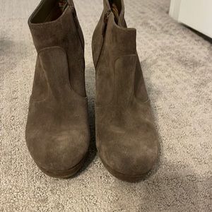 Jessica Simpson brown suede wedge bootie size 6.5